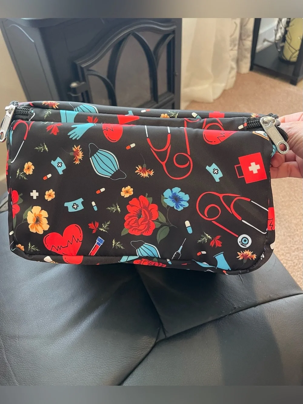 Medical-Themed HealthCare Icon Pattern Lunch Bag